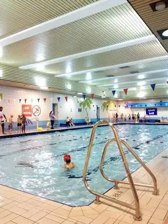 Photo de Arnos Pool