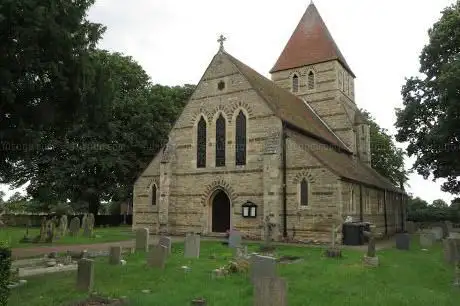 Photo de Saint John the Evangelist Moggerhanger