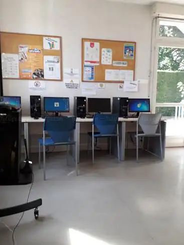 Youth Information Point