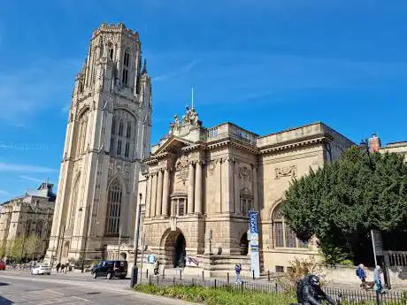 Photo de Wills Memorial Building Tower