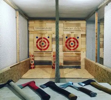 Photo de El Hachazo - Tiro de Hacha & Axe Throwing