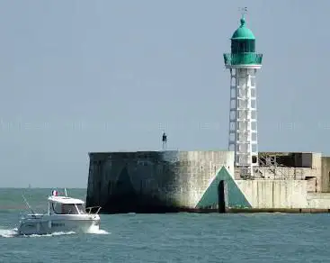 Phare de la digue sud