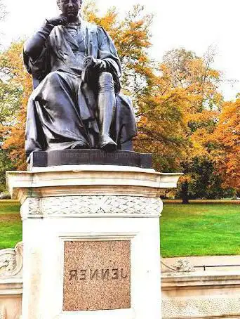 Photo de Edward Jenner Memorial
