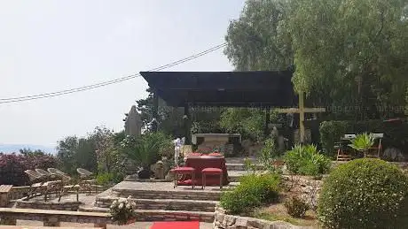 Photo de Chiesa-giardino Maria SS. delle Grazie