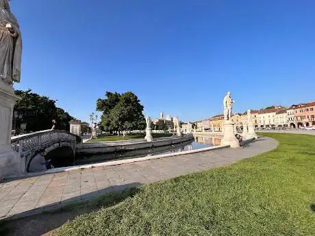 Photo de ISOLA MEMMIA