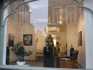 Espace Art Gallery