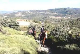 Photo de une rando en ardèche