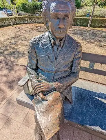 Standbeeld Albert Einstein