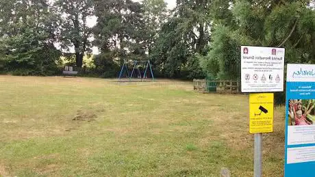 Photo de Runfold Recreation Ground