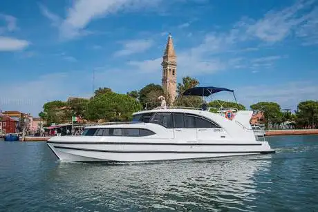 Photo de Houseboat Holidays Italia - Base di Precenicco