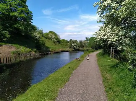 Rochdale Canal Towpath  Little Clegg