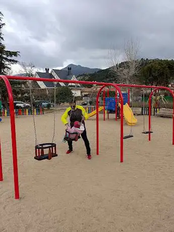 Photo de Parque infantil de Becerril de la Sierra