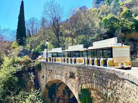 Photo de Le Petit Train de Moustiers Sainte-Marie
