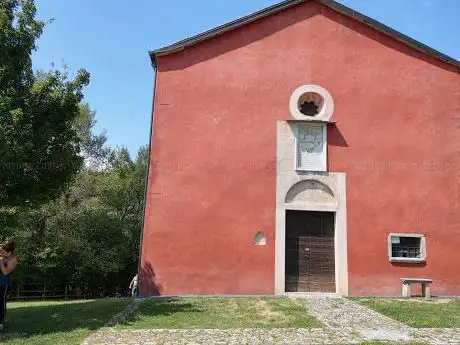 Photo de Chiesa di San Pietro (Chiesa Rossa)