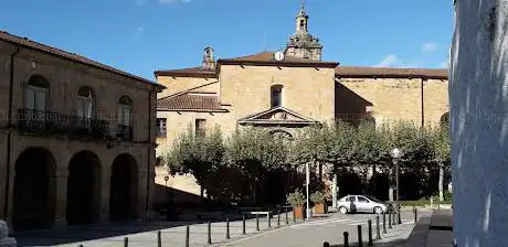 Photo de Iglesia de San MartÃÂn de Tours