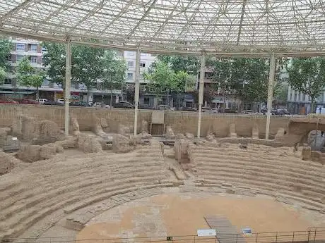 Photo de Anfiteatro romano de Zaragoza