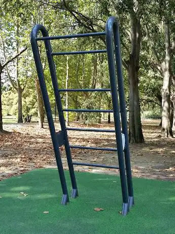 Attrezzatura allenamento a corpo libero