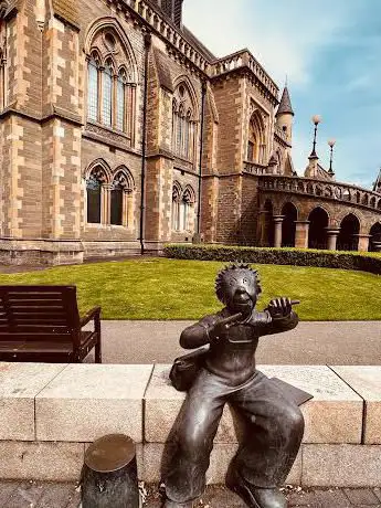 Photo de Oor Wullie Bronze Statue