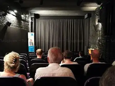 Cinema eight and half