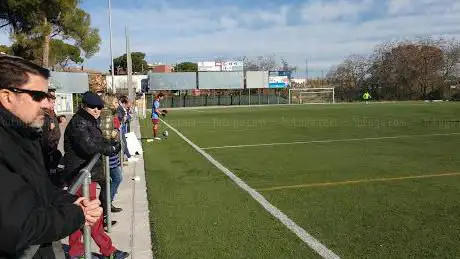 Photo de Camp de Futbol Municipal La Bòbila - Pinetons