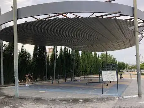 Photo de Parque de calistenia Kenguru