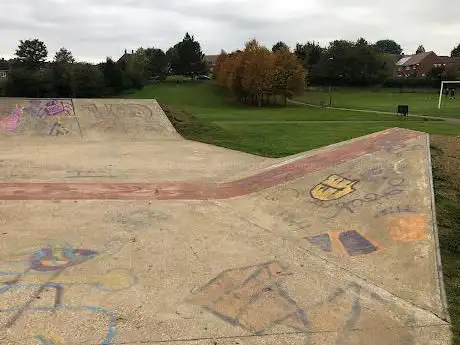 Photo de Desborough Park Skatepark