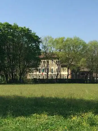 Photo de Cascina Cernuschi