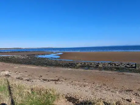 Photo de Beach at haven seton sands