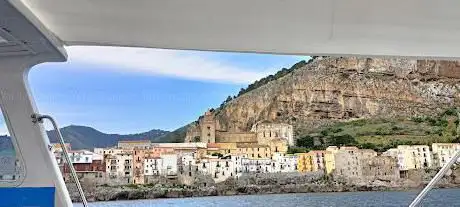Photo de Spiaggia di Cefalù