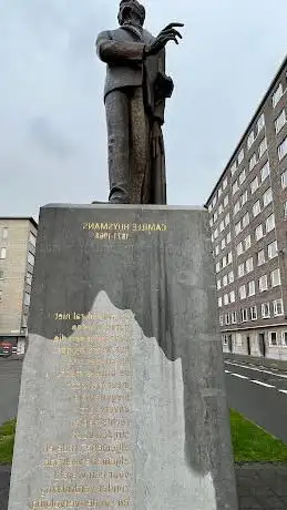 Statue Camille Huysmans 1981