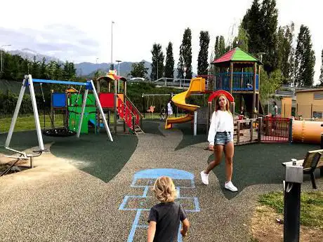 Photo de Playground