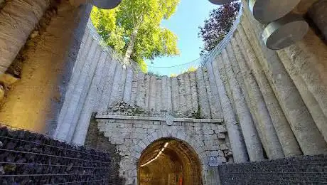 Photo de Nuevo Túnel de Tetuán (boca norte: Sardinero)