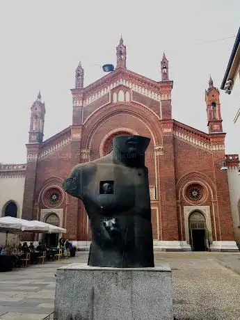 sculpture torso