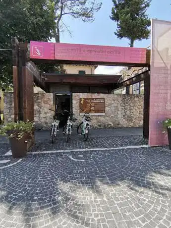 Photo de Ufficio Turismo