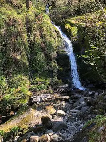 Photo de Holme Force Waterfall