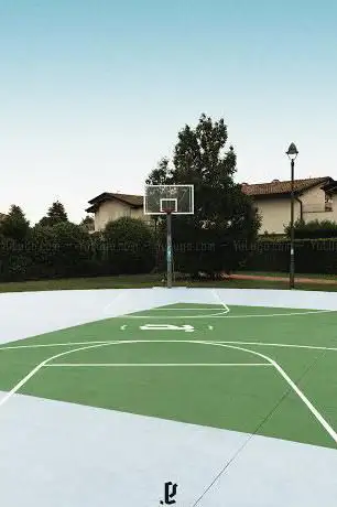 Photo de Giardino Basketball Court