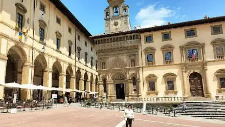 Photo de Palazzo della Fraternita dei Laici