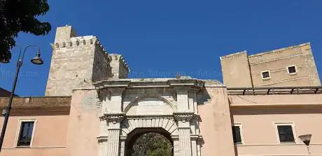 Porta Cristina