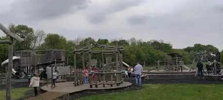 Photo de Belhus Wood Country Park Play Area