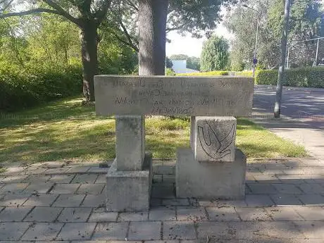 Monument Prins Bernhard Maastricht
