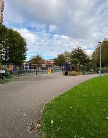 Photo de King George's Field