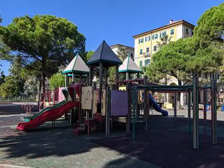 Photo de Playground