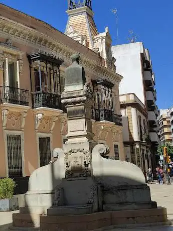 Mora Claros Palace