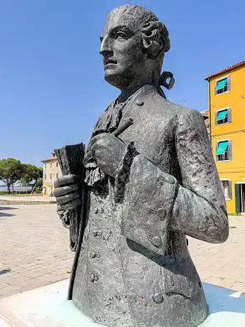 Photo de Statua di Baldassarre Galuppi
