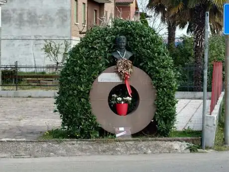 Gilles Villeneuve bronzo