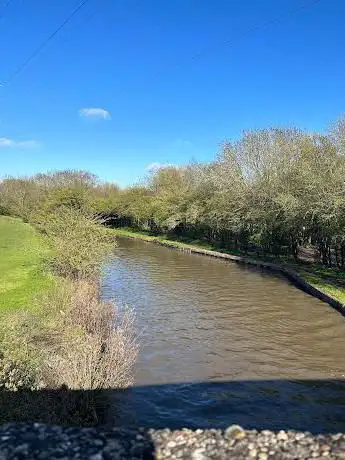 By canal set