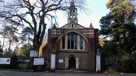 Photo de St Michael and All Angels Church Bassett