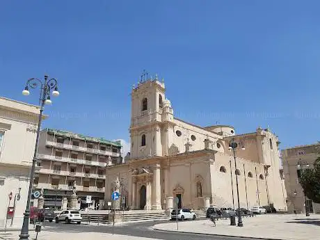 Photo de Piazza di Avola