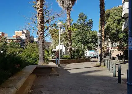 Photo de Plaça d'Ãngel Pestaña