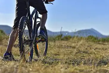 Photo de e-vtt auvergne location : location vélo électrique tout terrain